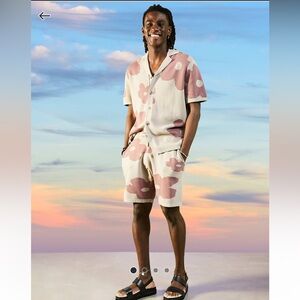 ASOS Design Knitted Camp Collar Polo Shirt in Dusty Pink/Tan/Brown Floral Print